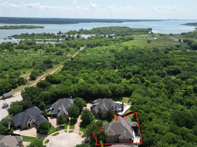 2032 Churchill Downs Lane, Trophy Club, TX 76262