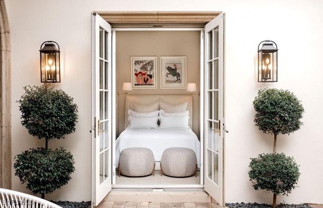 15627 Villoresi WAY, Naples, FL 34110