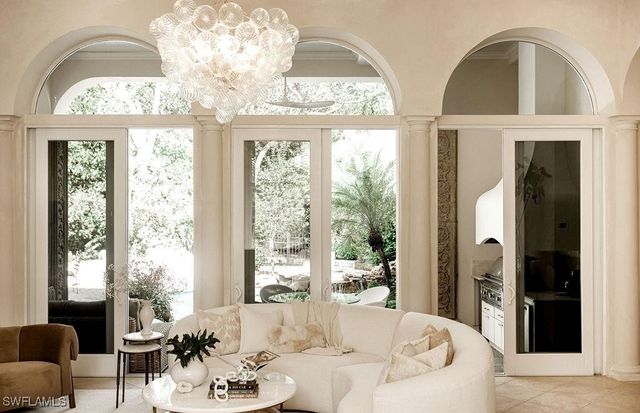 15627 Villoresi WAY, Naples, FL 34110