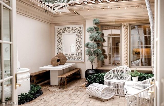 15627 Villoresi WAY, Naples, FL 34110