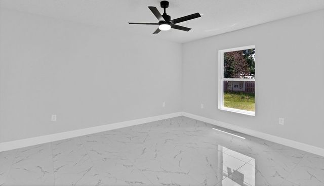 8616 100th Avenue, Vero Beach, FL 32967