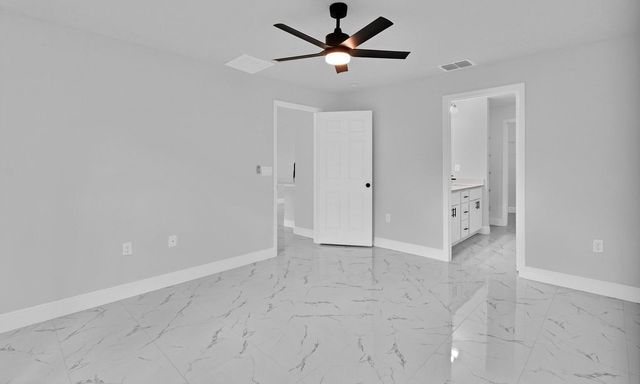 8616 100th Avenue, Vero Beach, FL 32967