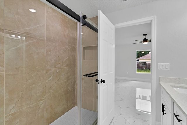 8616 100th Avenue, Vero Beach, FL 32967