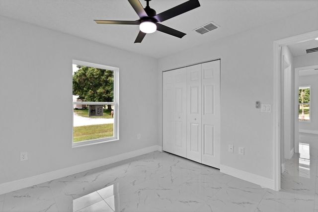 8616 100th Avenue, Vero Beach, FL 32967