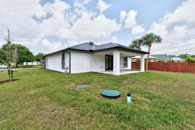8616 100th Avenue, Vero Beach, FL 32967