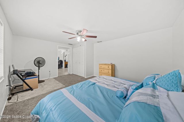 997 Boeing Street NE, Palm Bay, FL 32907