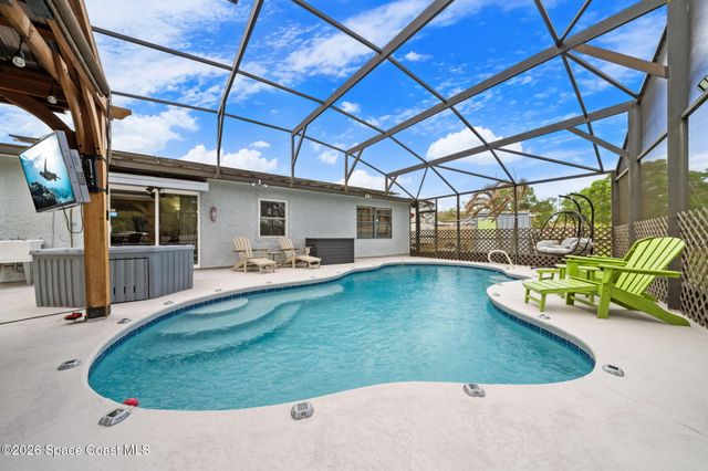 997 Boeing Street NE, Palm Bay, FL 32907