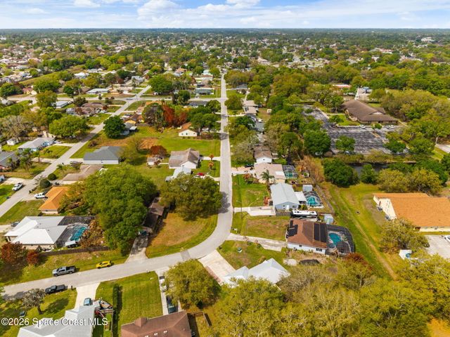 997 Boeing Street NE, Palm Bay, FL 32907