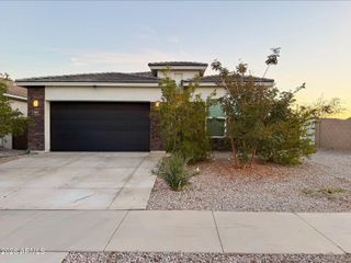 15661 W Smoketree Drive, Surprise, AZ 85387