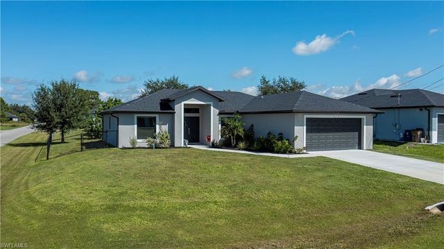 4118 11th ST SW, Lehigh Acres, FL 33976