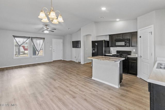 14312 Paraiso Drive, Horizon City, TX 79928