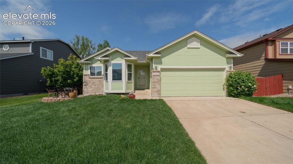 8258 Cooper River Drive, Colorado Springs, CO 80920