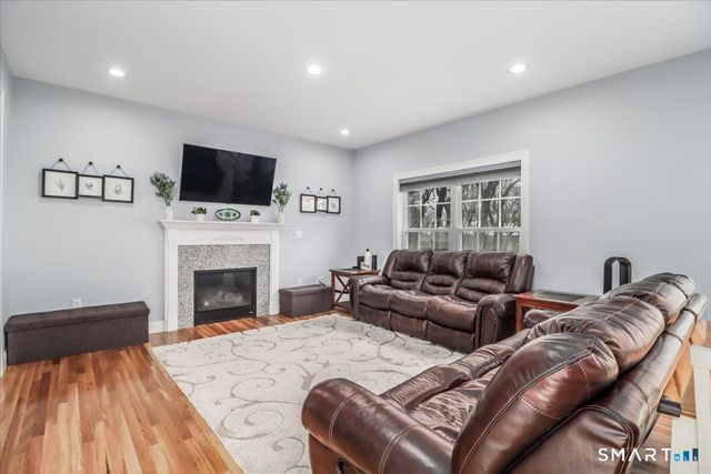 12 Cree Trail, Shelton, CT 06484