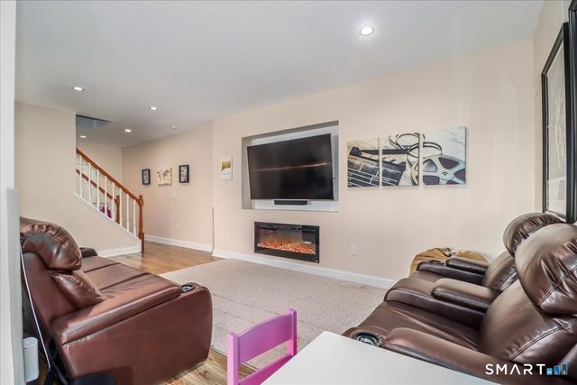 12 Cree Trail, Shelton, CT 06484