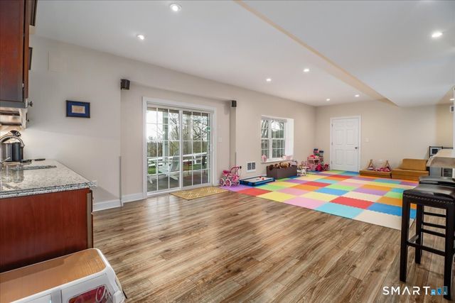 12 Cree Trail, Shelton, CT 06484