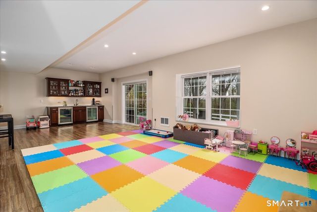 12 Cree Trail, Shelton, CT 06484