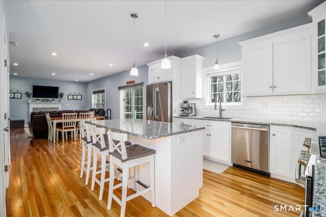 12 Cree Trail, Shelton, CT 06484