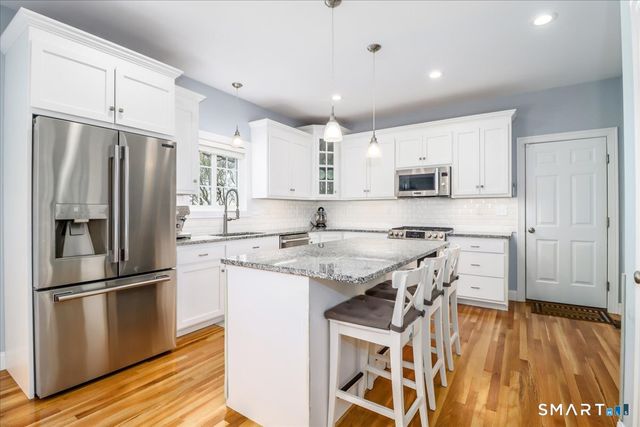 12 Cree Trail, Shelton, CT 06484