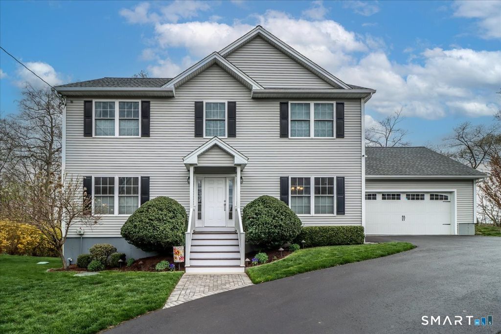 12 Cree Trail, Shelton, CT 06484