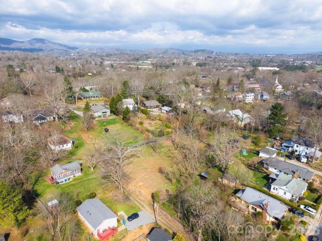 99999 Tremont Street, Asheville, NC 28806