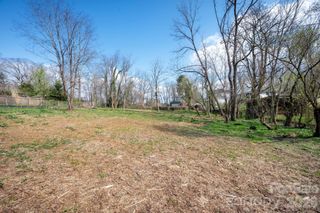 99999 Tremont Street, Asheville, NC 28806