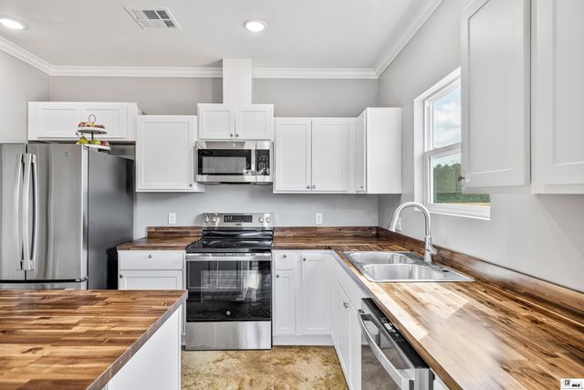 168 CHIEF LANE, Calhoun, LA 71225