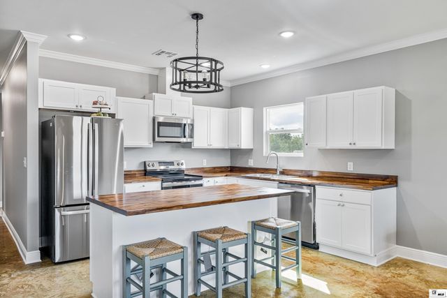 168 CHIEF LANE, Calhoun, LA 71225