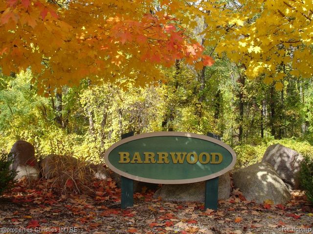 1451 Barrwood Trail, Oxford, MI 48371
