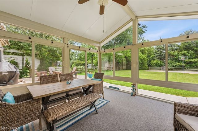 9569 Graystone Lane, Mentor, OH 44060