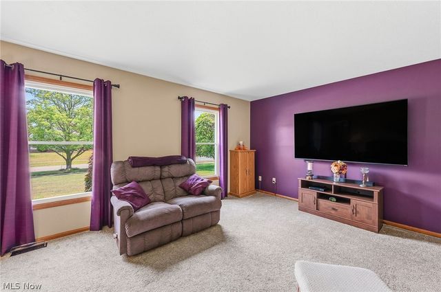 9569 Graystone Lane, Mentor, OH 44060
