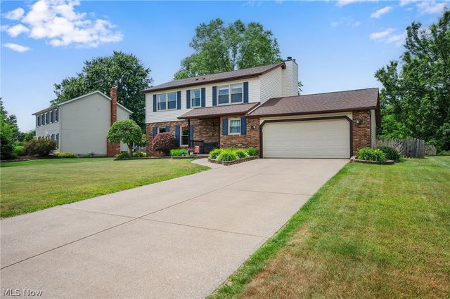 9569 Graystone Lane, Mentor, OH 44060