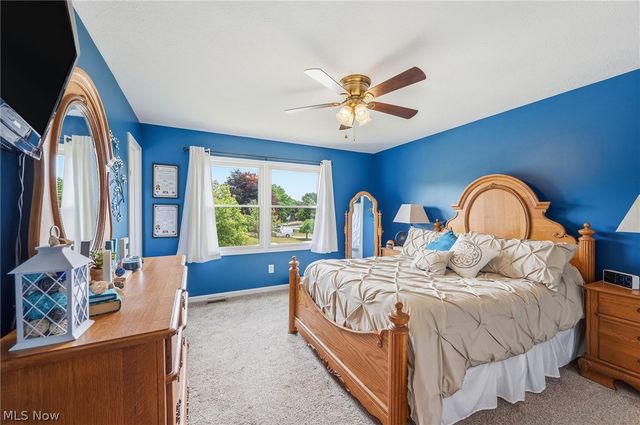 9569 Graystone Lane, Mentor, OH 44060