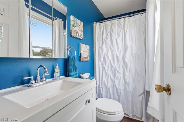 9569 Graystone Lane, Mentor, OH 44060