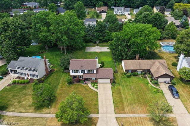 9569 Graystone Lane, Mentor, OH 44060
