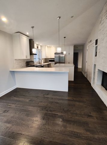 544 W 58th Place, Hinsdale, IL 60521