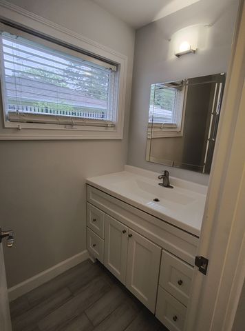 544 W 58th Place, Hinsdale, IL 60521