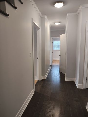 544 W 58th Place, Hinsdale, IL 60521