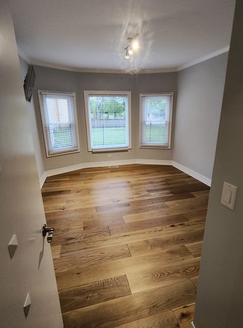 544 W 58th Place, Hinsdale, IL 60521