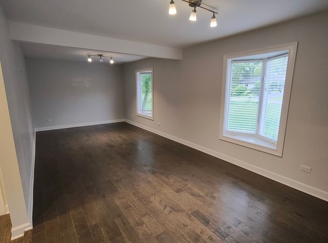 544 W 58th Place, Hinsdale, IL 60521