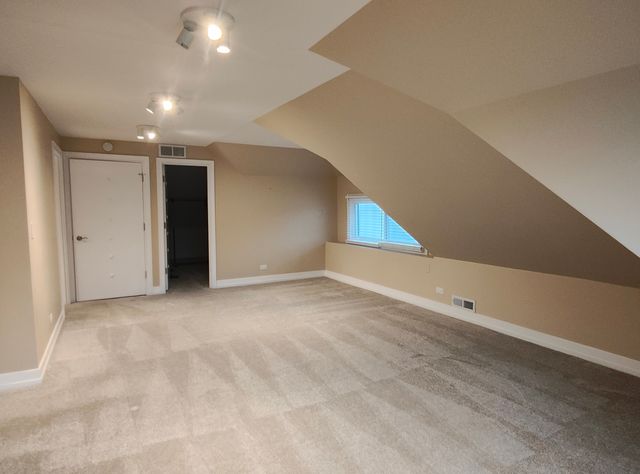 544 W 58th Place, Hinsdale, IL 60521