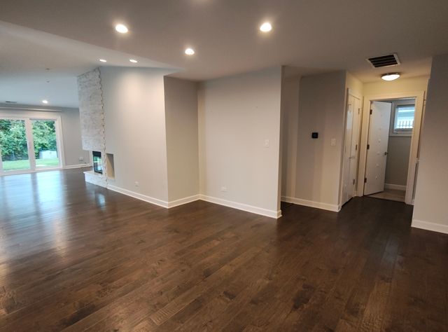 544 W 58th Place, Hinsdale, IL 60521