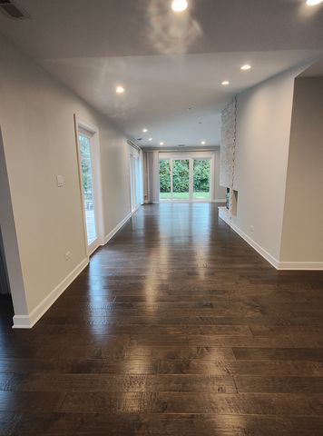 544 W 58th Place, Hinsdale, IL 60521