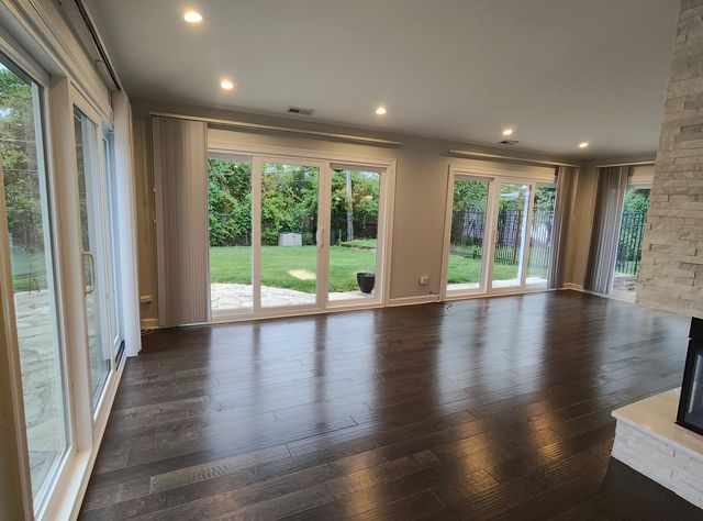 544 W 58th Place, Hinsdale, IL 60521