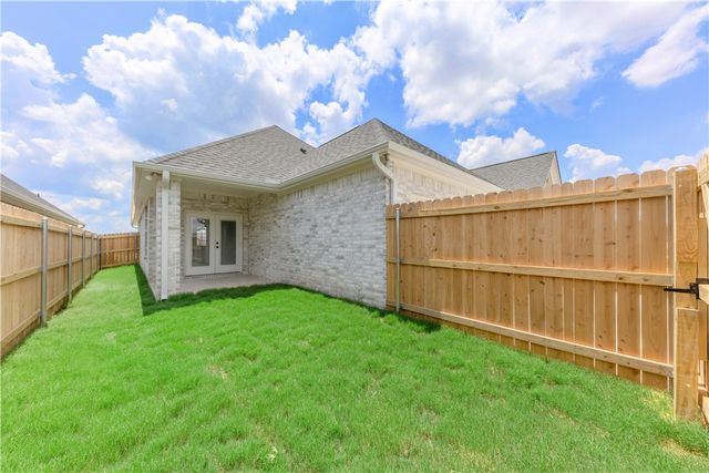 877 Double Mountain Road, College Station, TX 77845