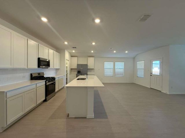 18020 LARK SPARROW DR, Pflugerville, TX 78660