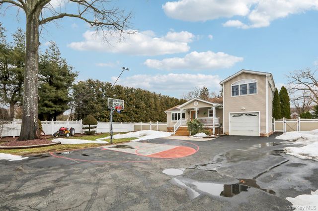 149 Ridge Road, Valley Cottage, NY 10989