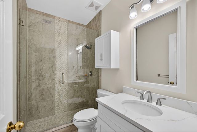 402 Ryder Cup Circle S, Palm Beach Gardens, FL 33418