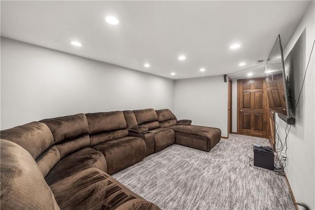 720 19th Street, West Des Moines, IA 50265
