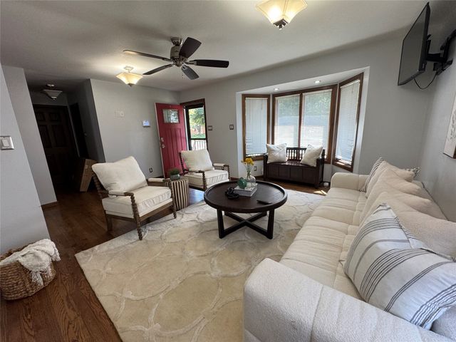 720 19th Street, West Des Moines, IA 50265