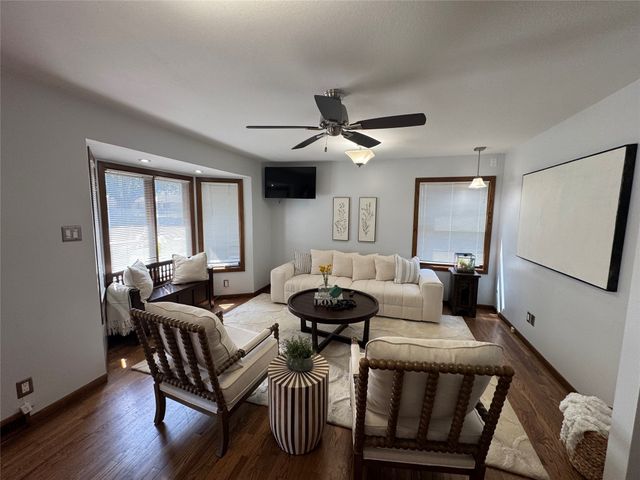 720 19th Street, West Des Moines, IA 50265